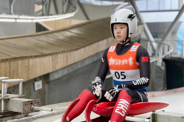 赵佳颖——大荔走出的冬奥会冰雪国手